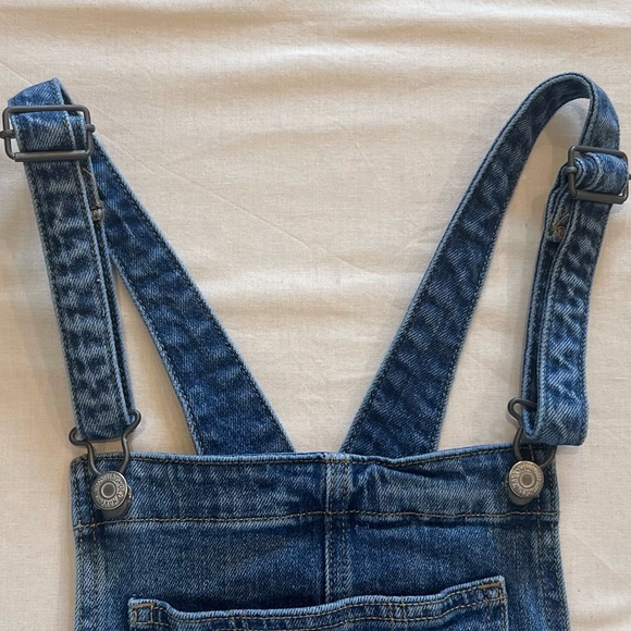 Women’s Maternity Old Navy Denim Blue Overalls Stretch Side Pockets Bib Size 6 - Picture 6 of 10